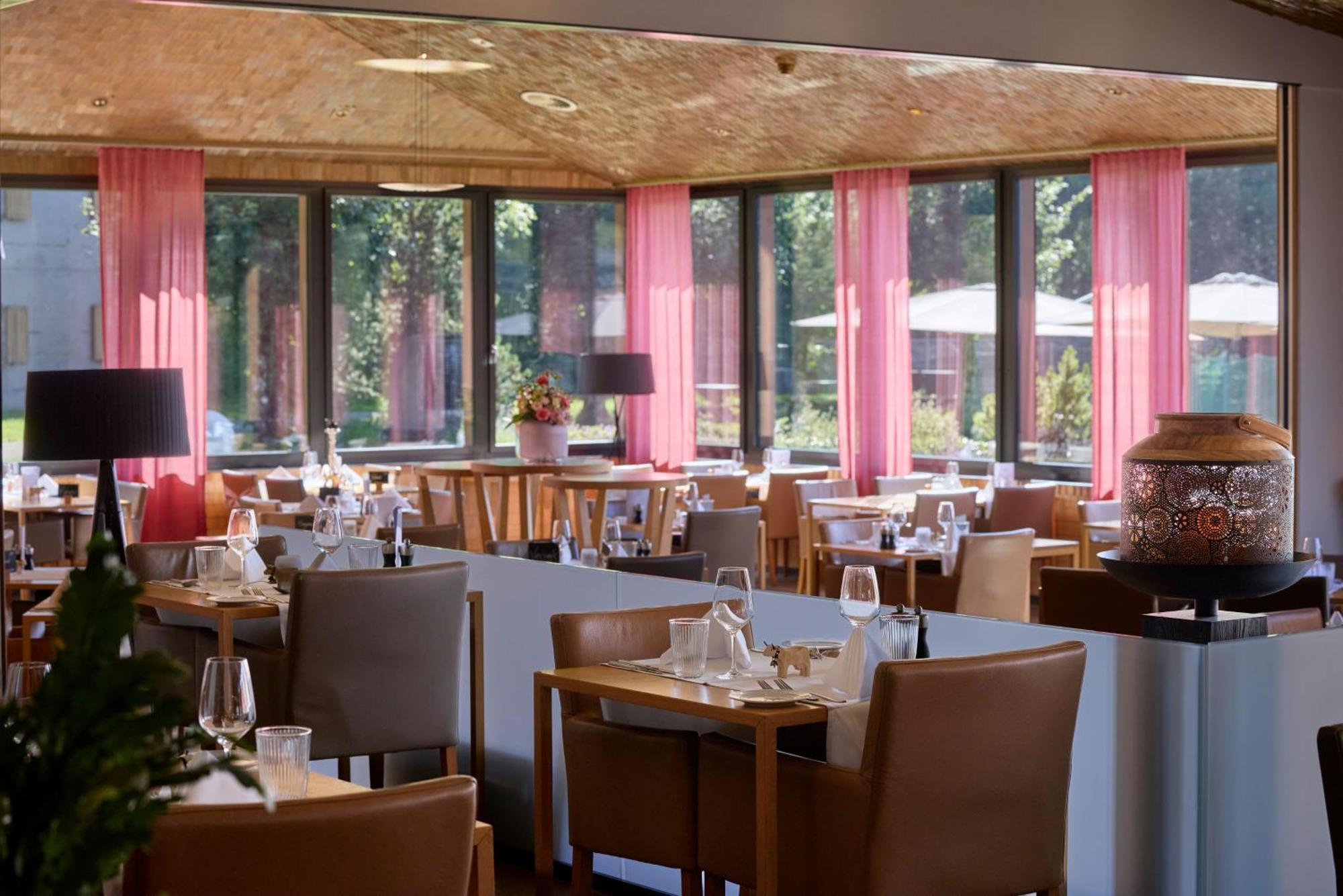 Wellness Hotel Stoos Bagian luar foto