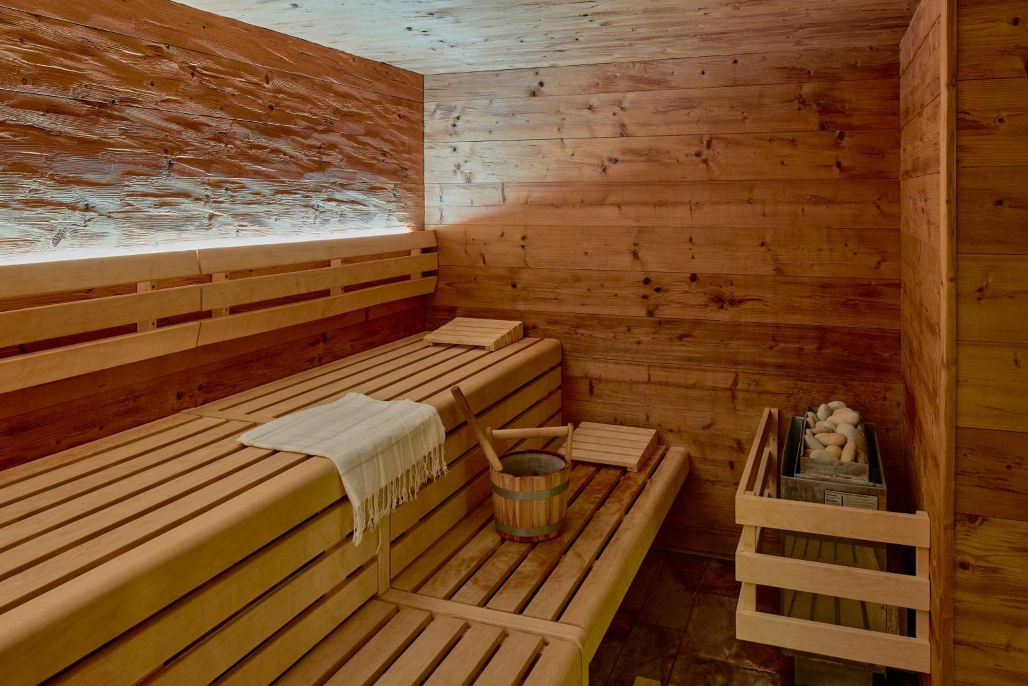 Wellness Hotel Stoos Bagian luar foto
