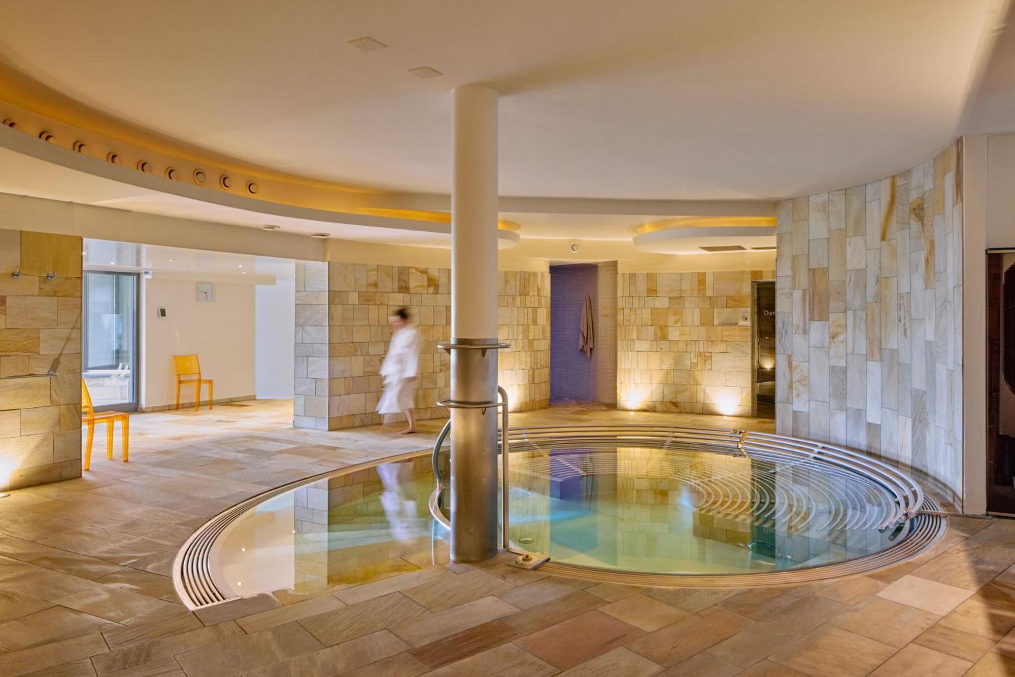 Wellness Hotel Stoos Bagian luar foto